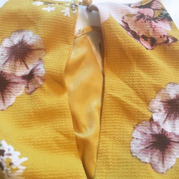 Mustard Floral Romper - Picture 3 of 4